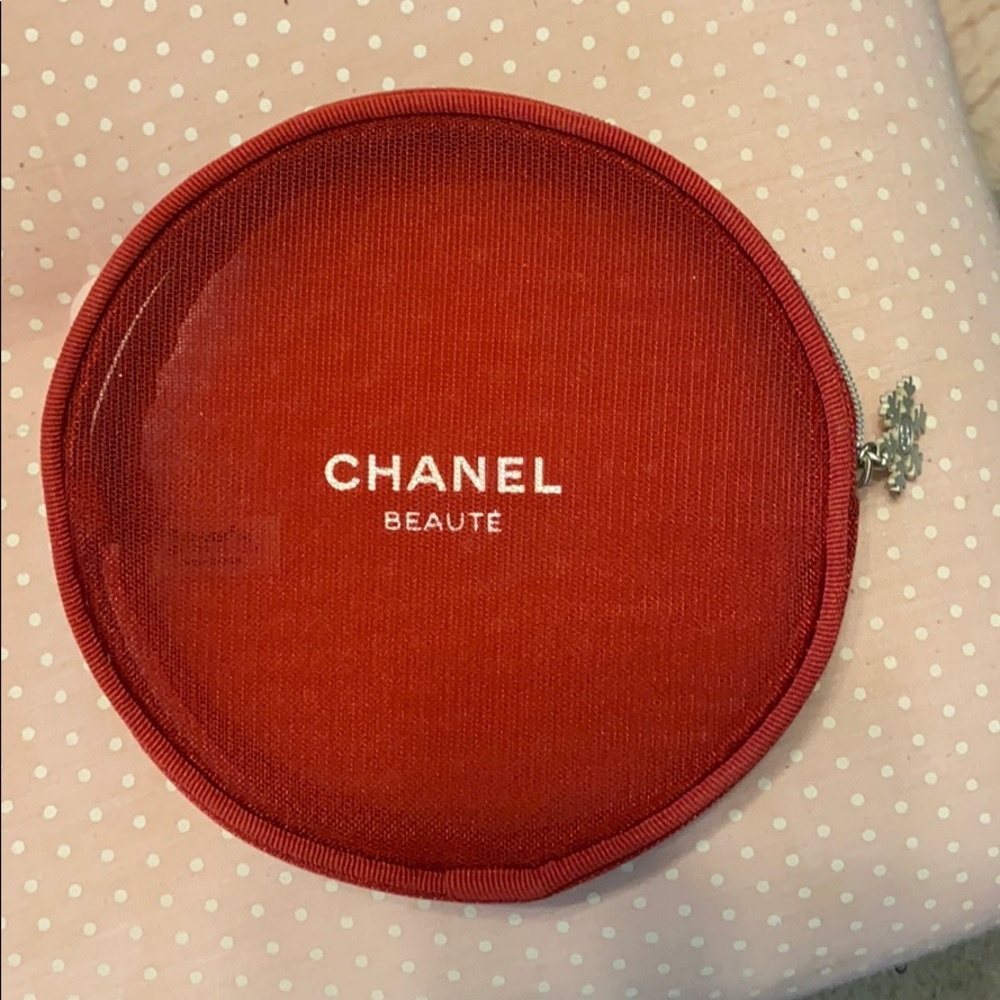 chanel makeup bag